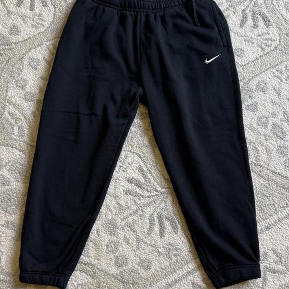 Nike Sportswear Fleece Joggers Black Sweatpants Women XL Embroidered Swoosh